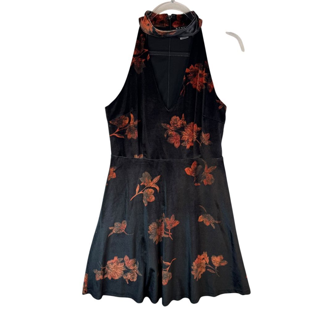 Venus Black Floral Halter Dress Mini Dress Medium‎ Whimsygoth Witchy Bella Swan